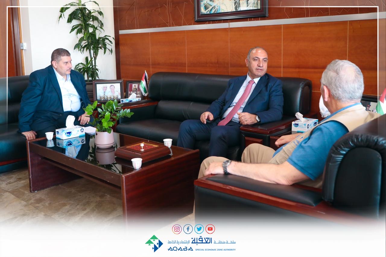 Madar Al-Saa Images 0.6336038059608209