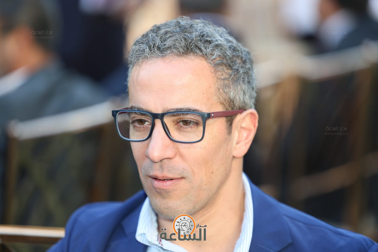 Madar Al-Saa Images 0.42115530019446734