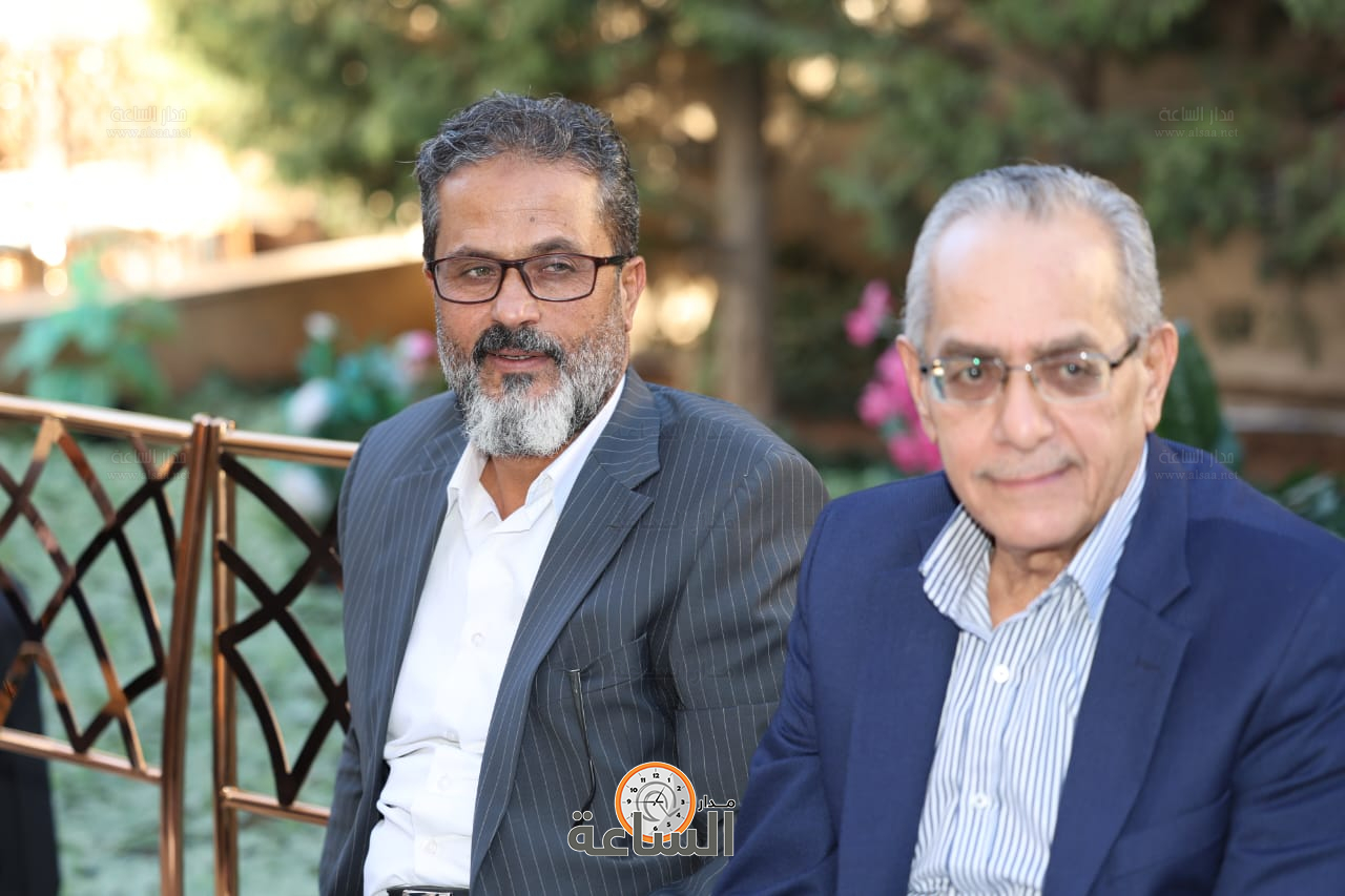 Madar Al-Saa Images 0.7024186331478045