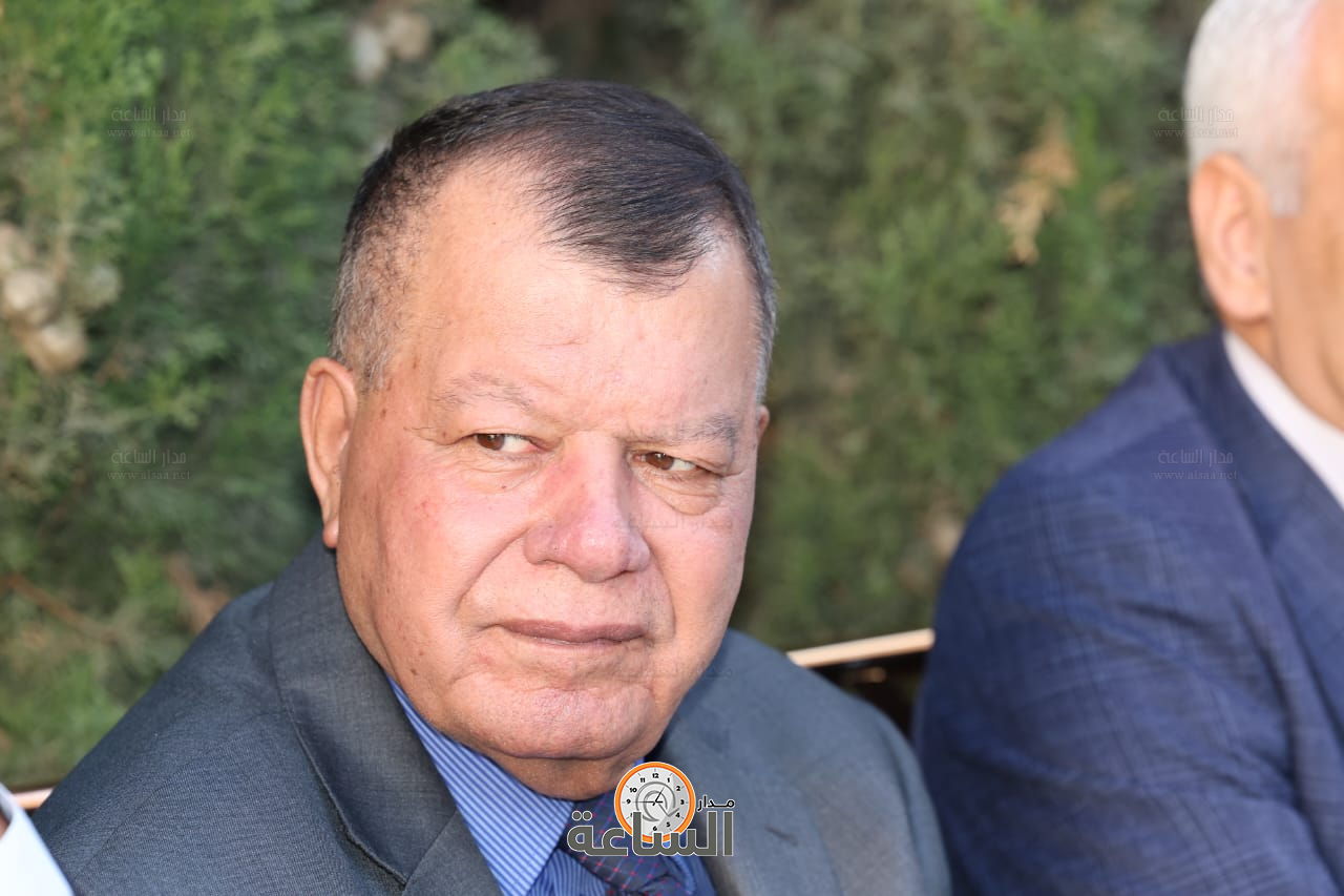 Madar Al-Saa Images 0.8353788359668506