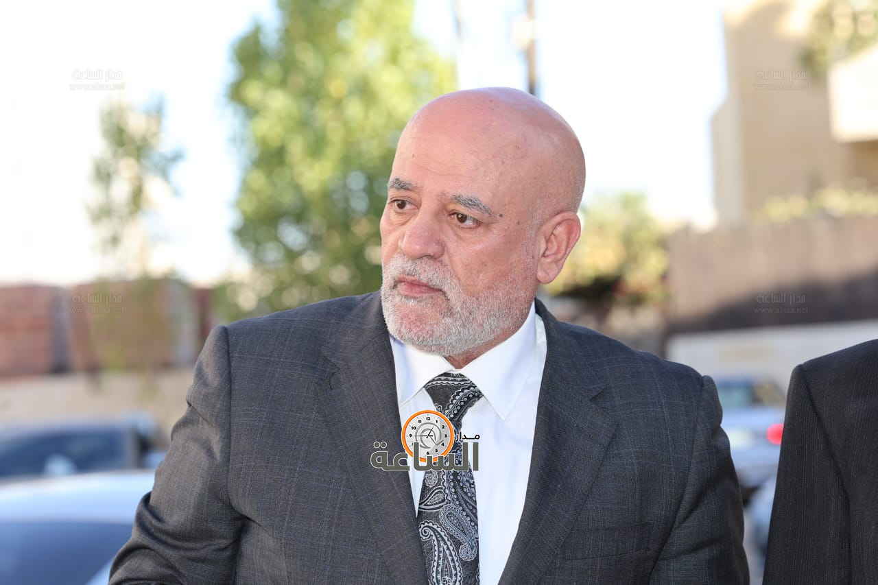 Madar Al-Saa Images 0.03432347388095003