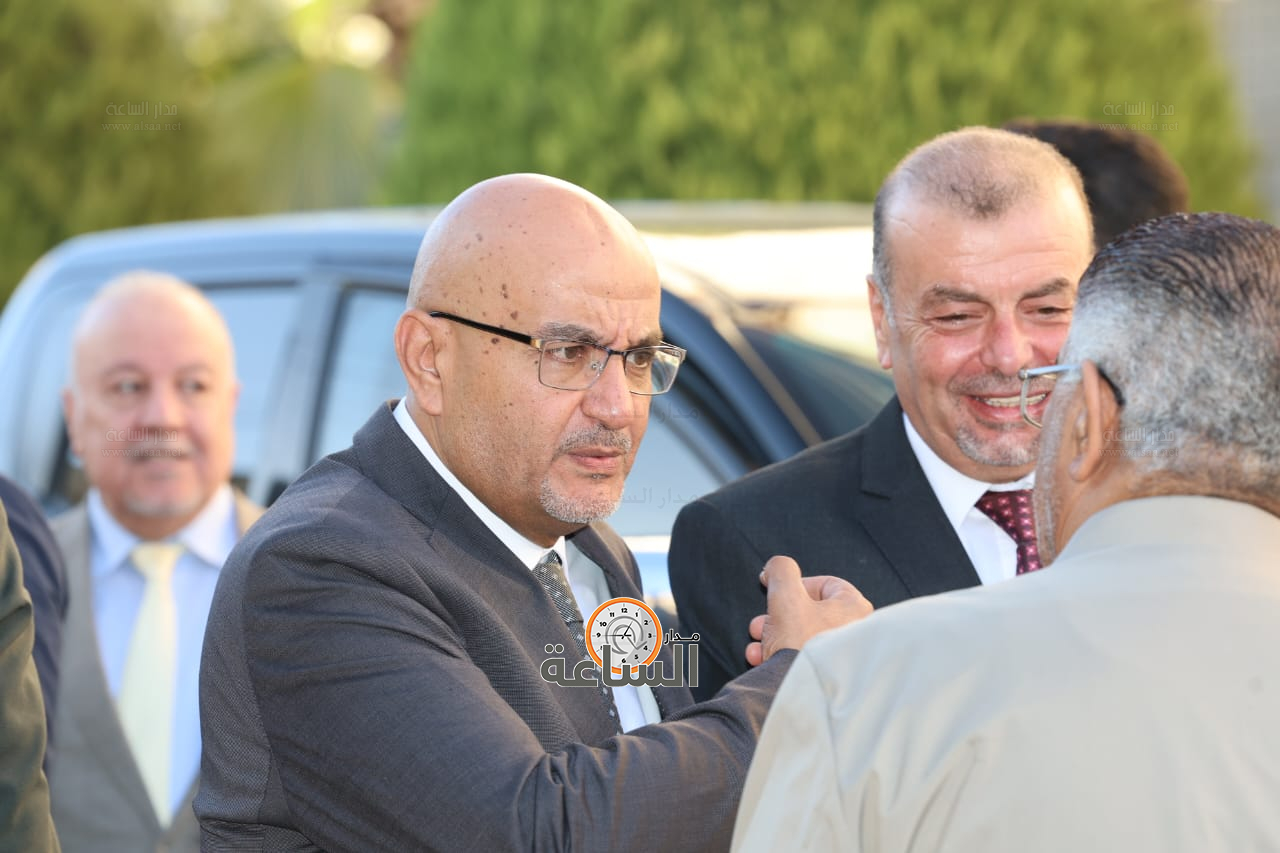 Madar Al-Saa Images 0.09241191510860658