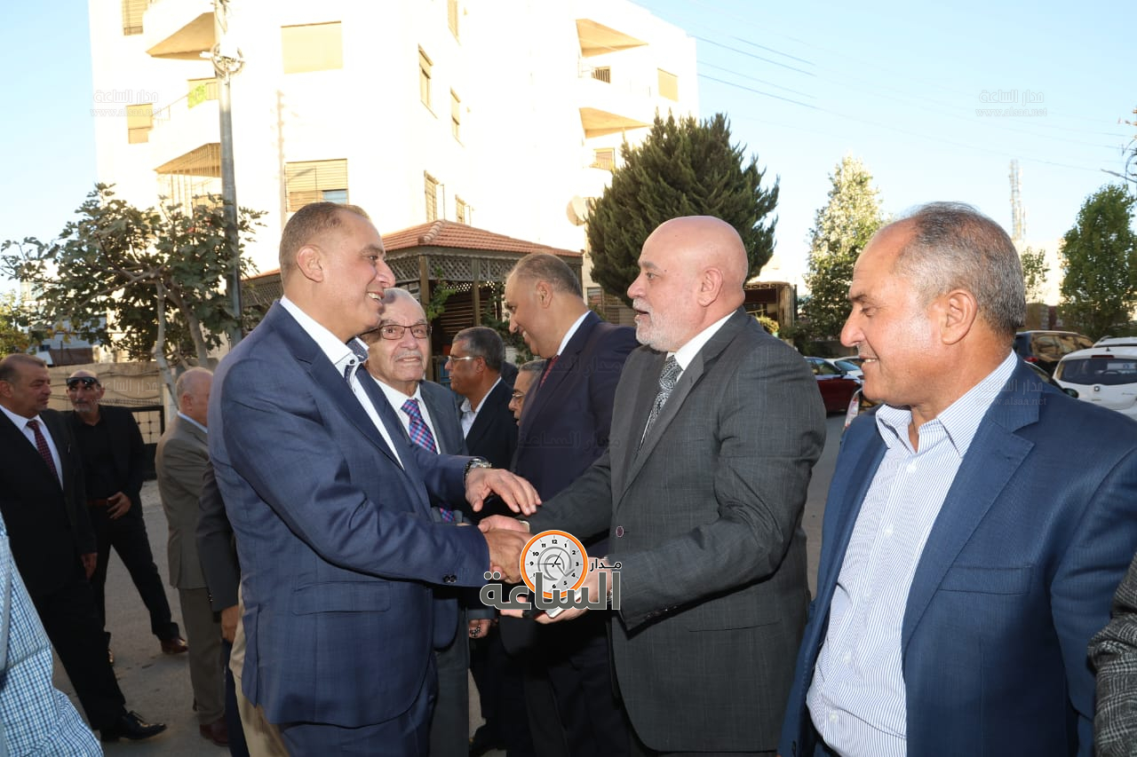 Madar Al-Saa Images 0.7225497800002454