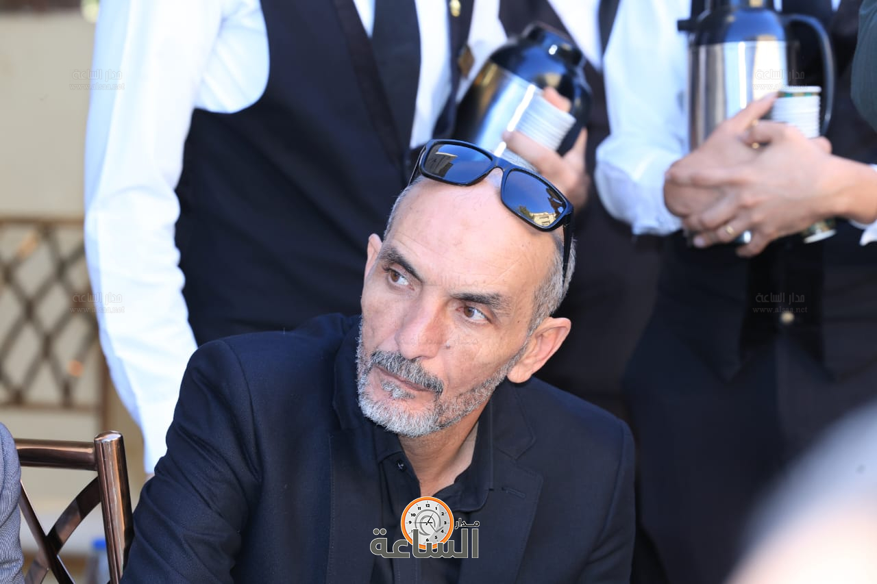 Madar Al-Saa Images 0.9274150486928832