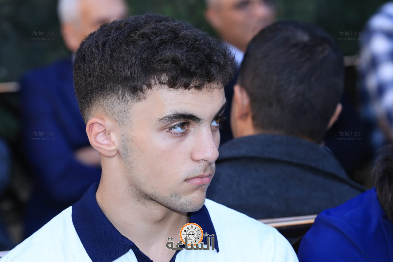 Madar Al-Saa Images 0.9872141223459127