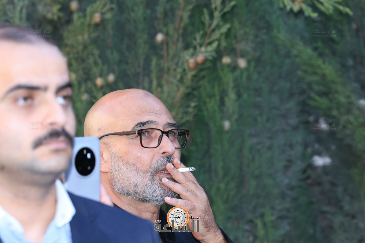 Madar Al-Saa Images 0.4366448732479489