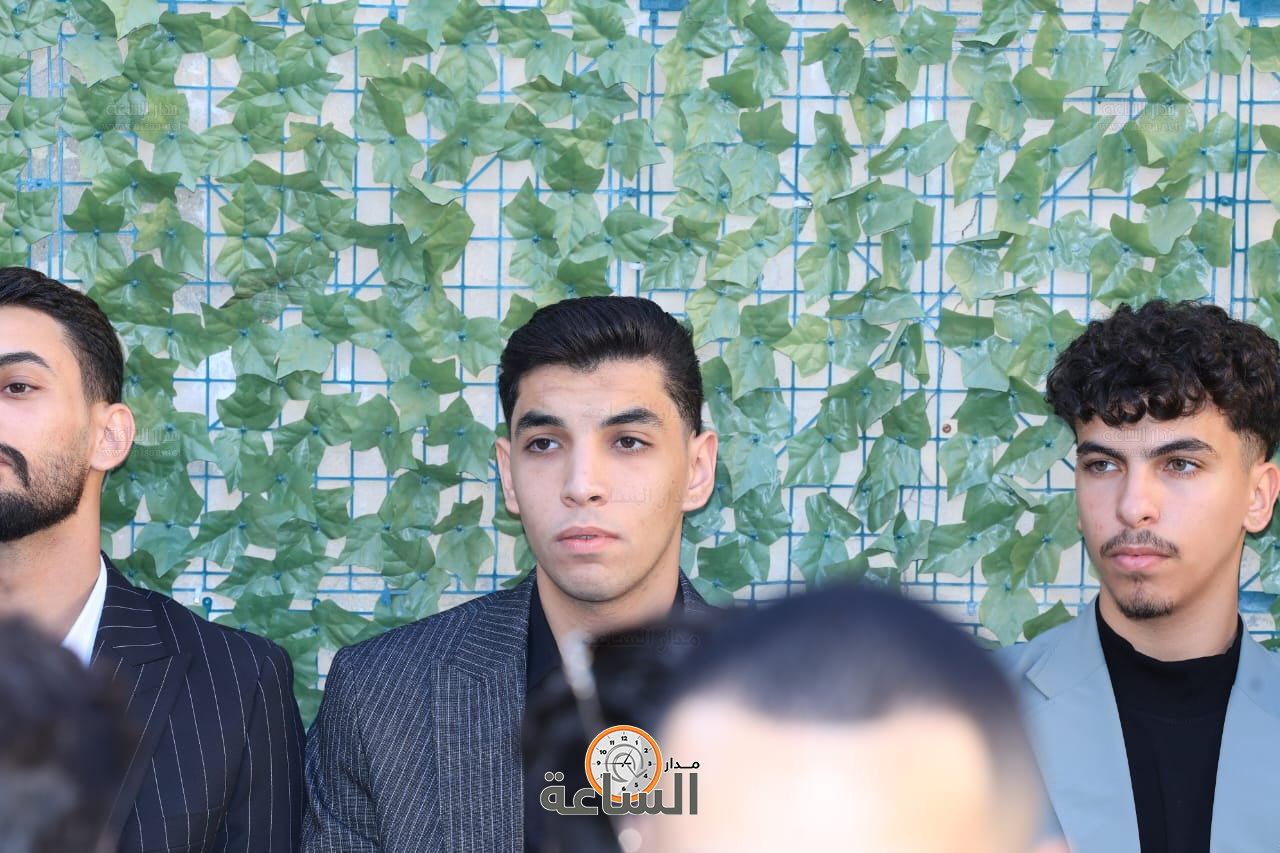 Madar Al-Saa Images 0.36032750114659895