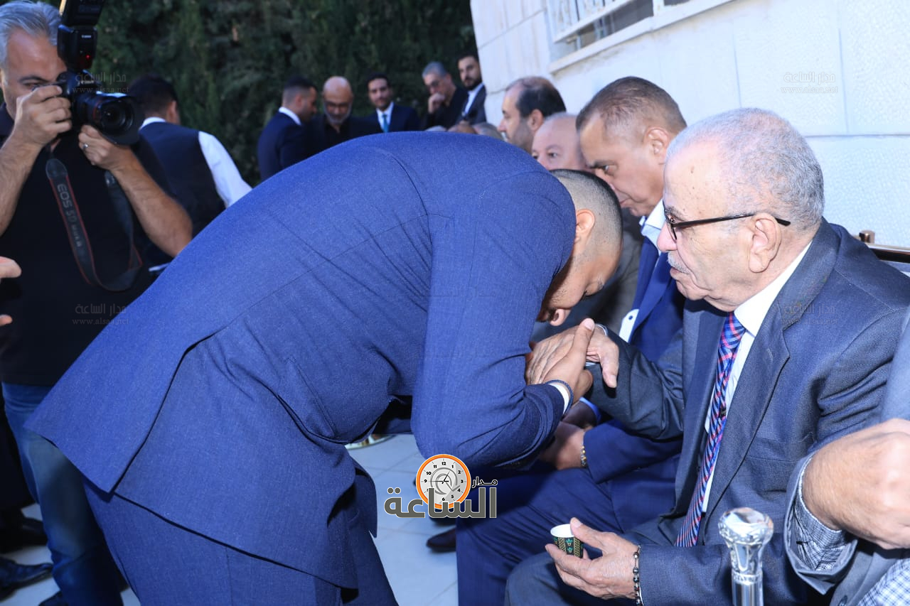 Madar Al-Saa Images 0.17173648602134484