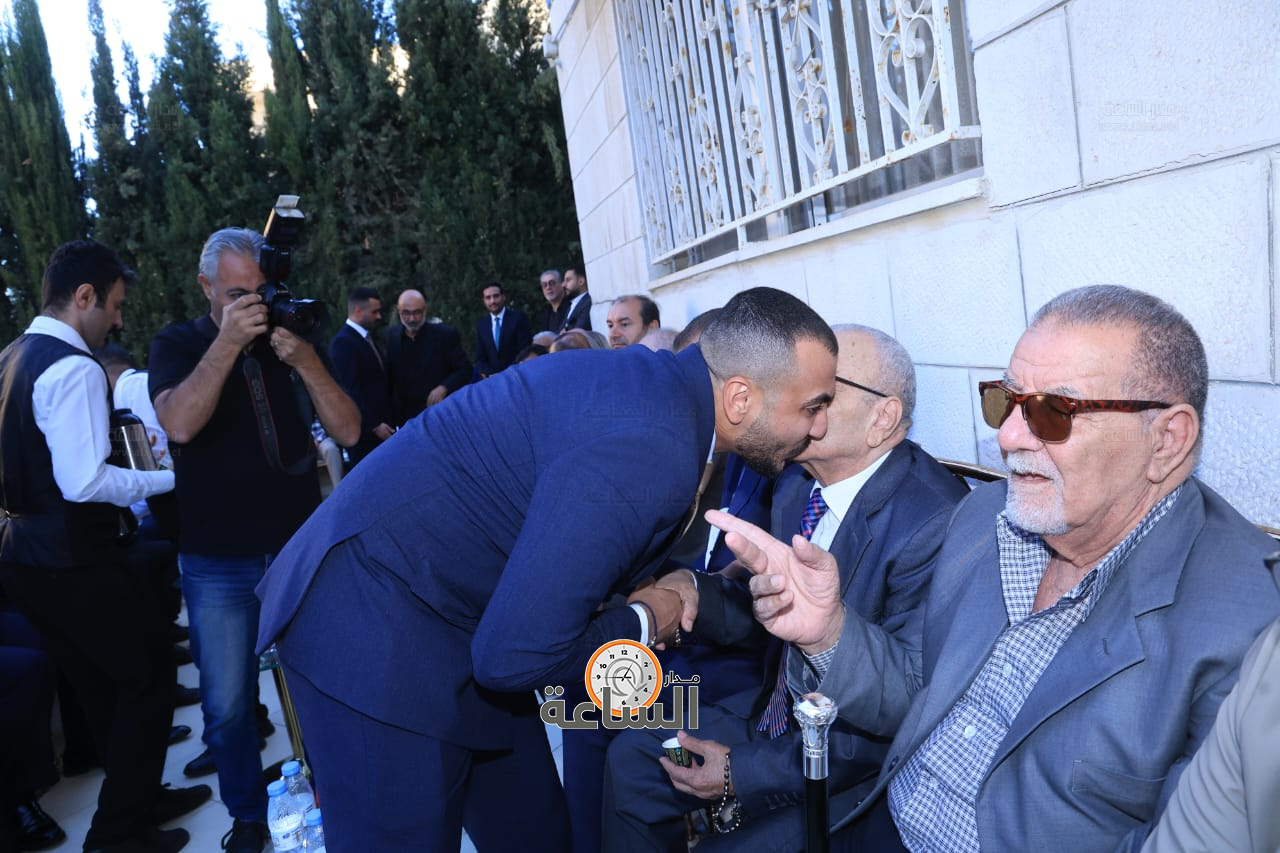 Madar Al-Saa Images 0.6268327795057315