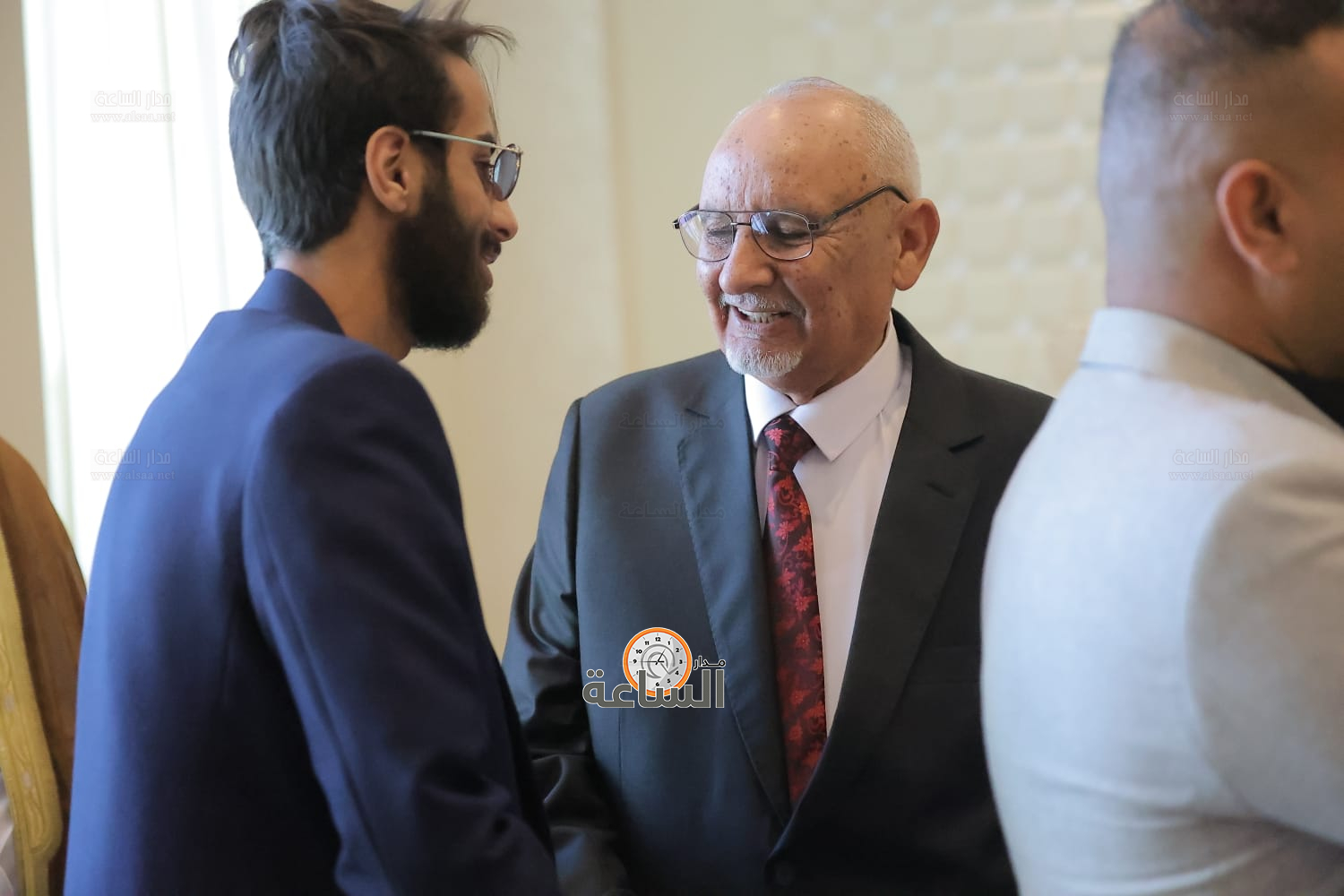 Madar Al-Saa Images 0.5472904351260773