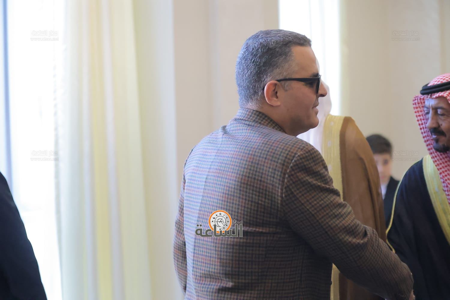 Madar Al-Saa Images 0.5717042695467383