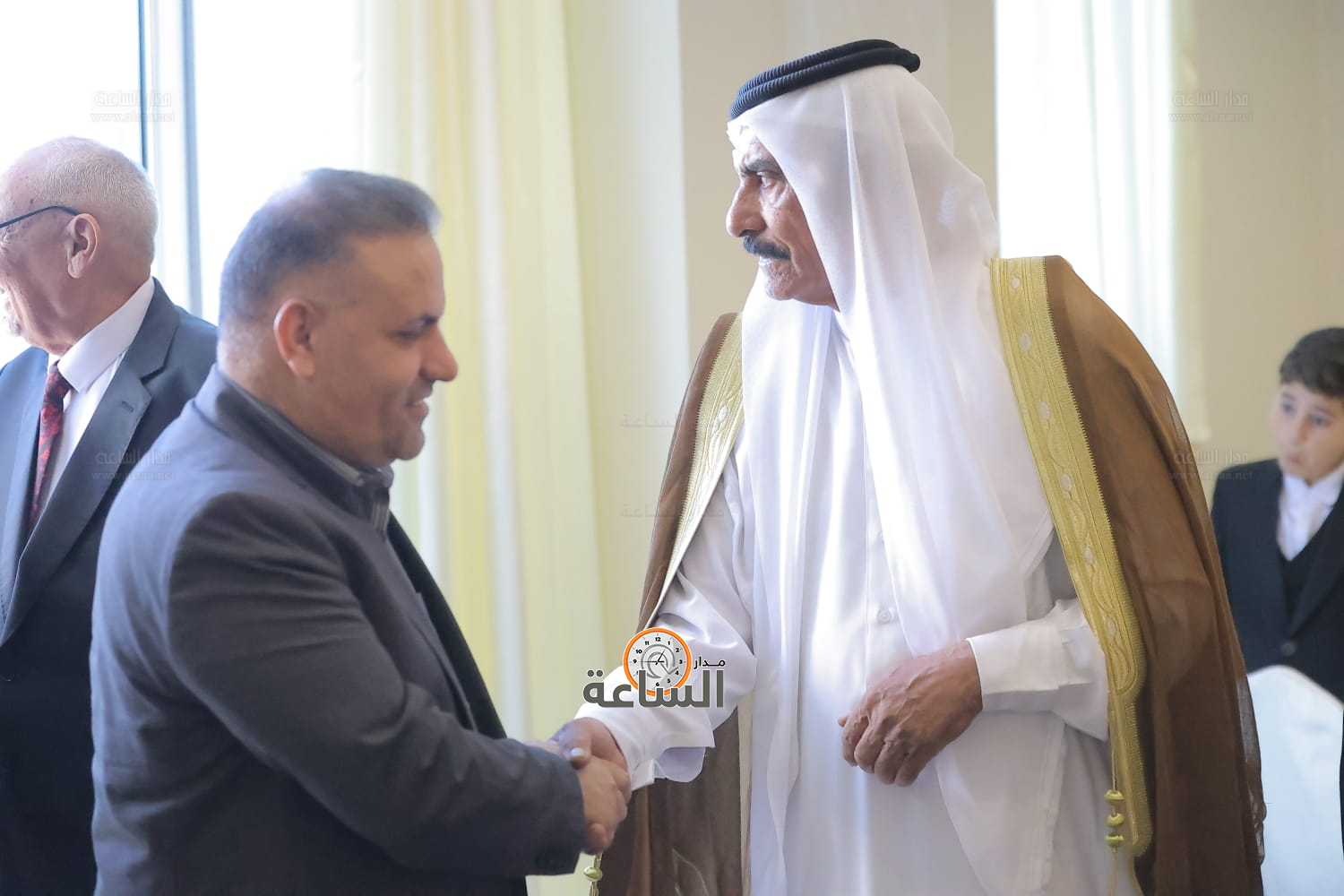 Madar Al-Saa Images 0.11800490085441617