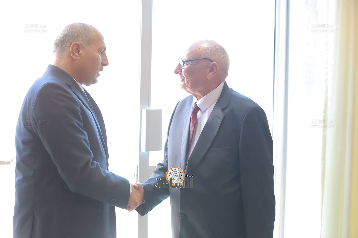 Madar Al-Saa Images 0.6359282087148428