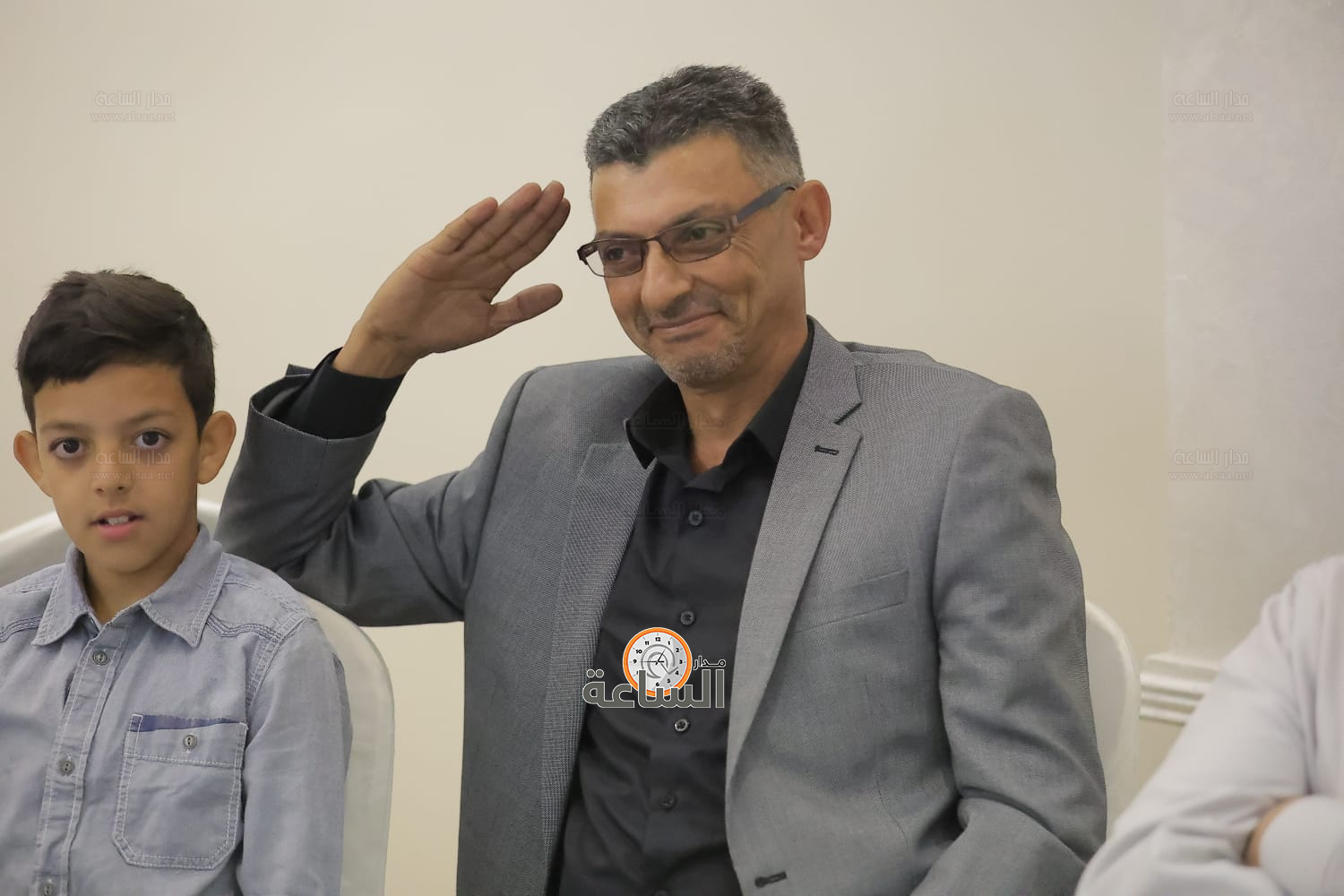 Madar Al-Saa Images 0.3838850340095393