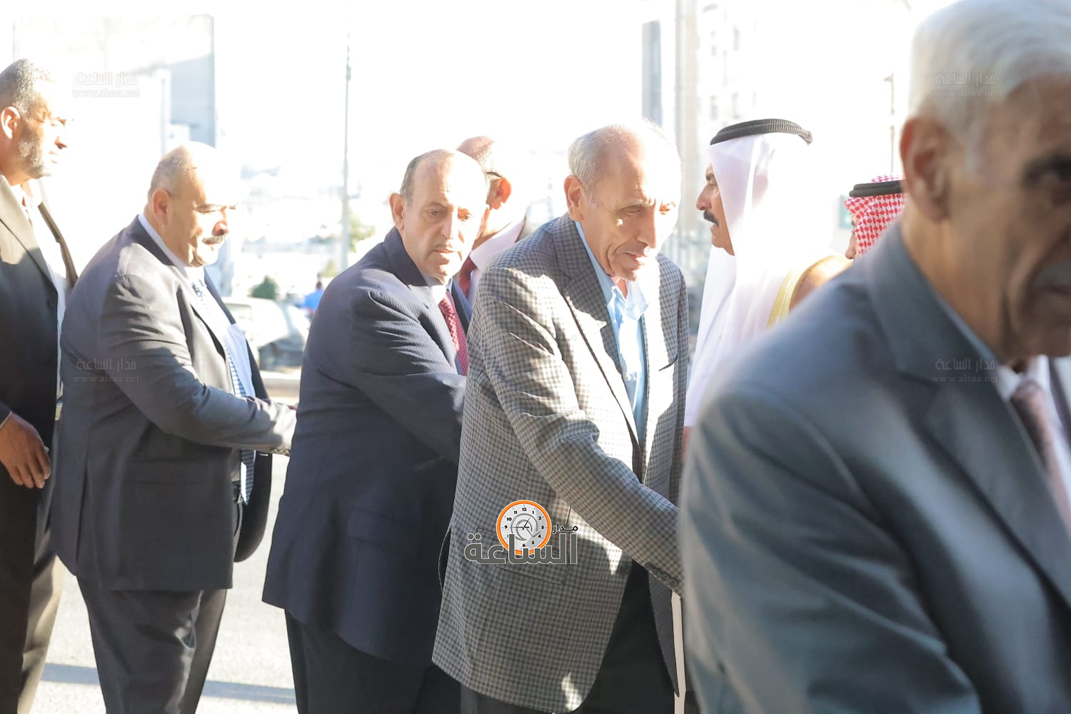 Madar Al-Saa Images 0.4193383492694128