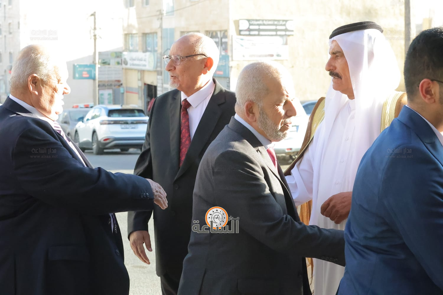 Madar Al-Saa Images 0.7319639484268774