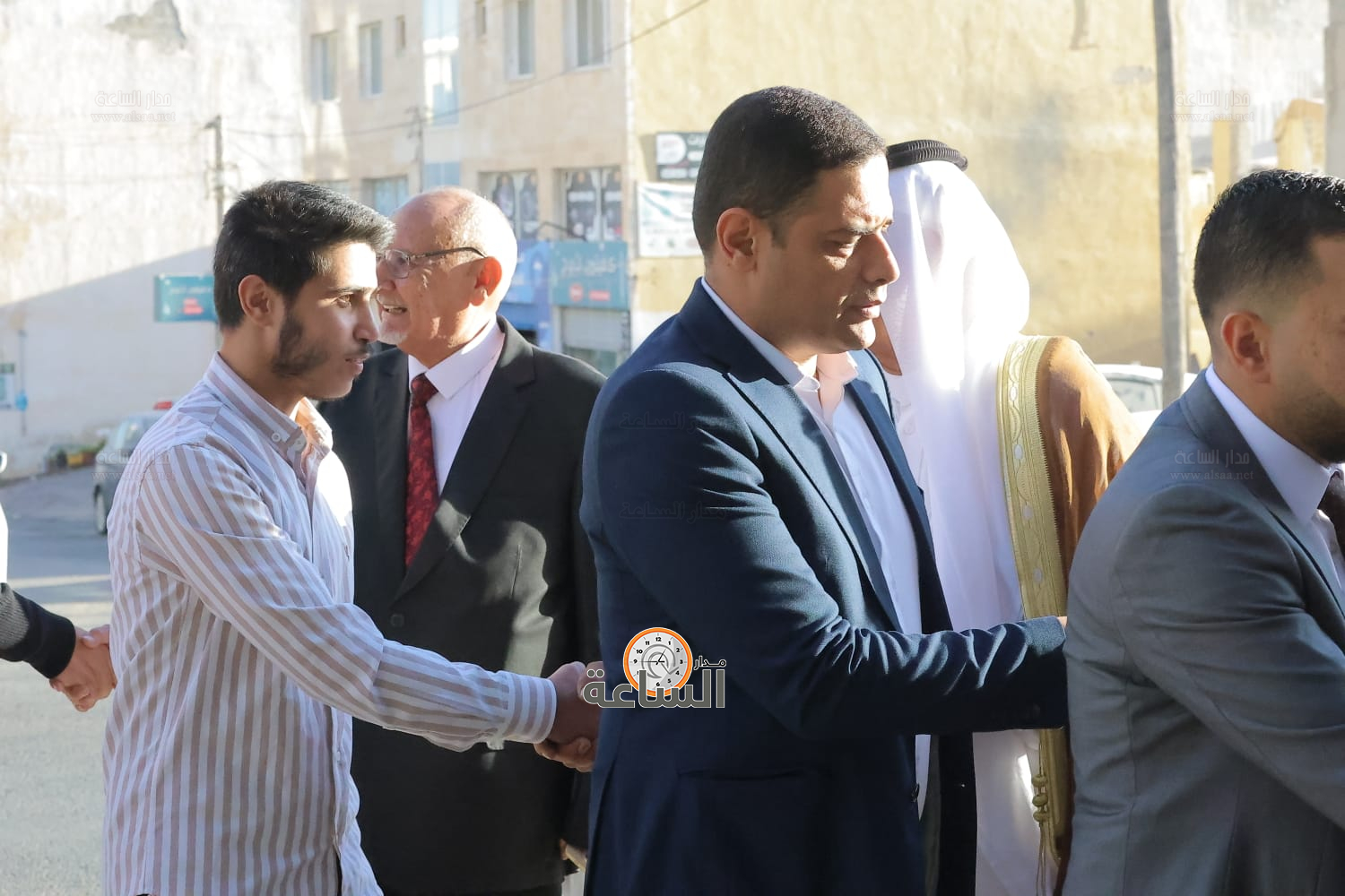 Madar Al-Saa Images 0.742908805119484