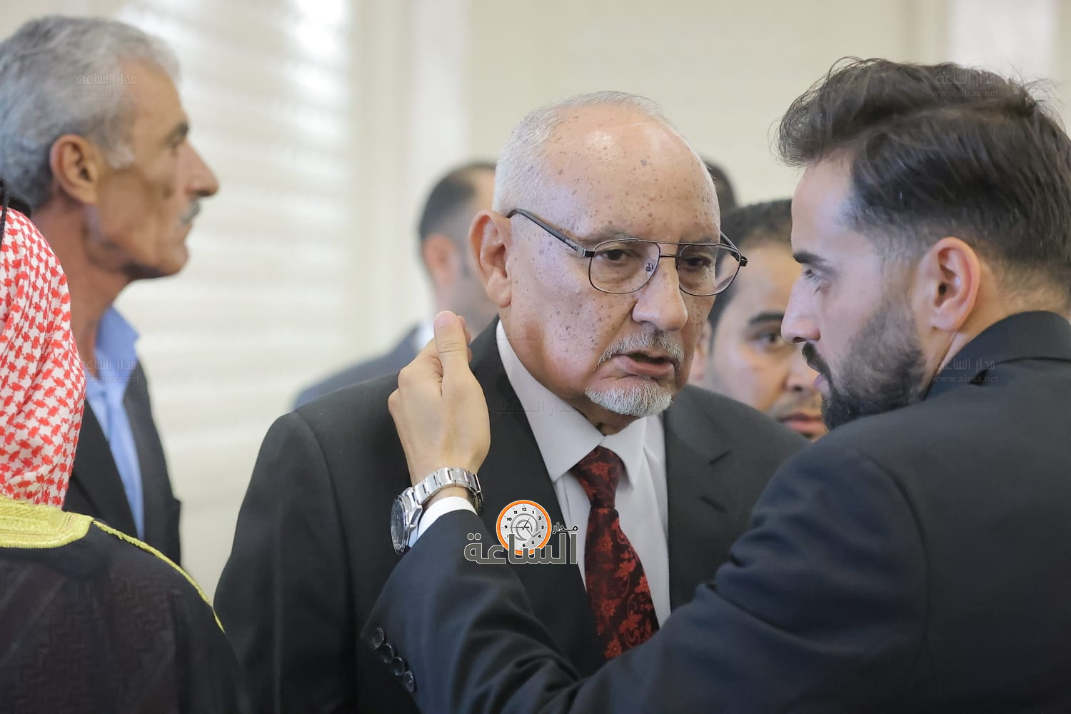 Madar Al-Saa Images 0.49221560626048766