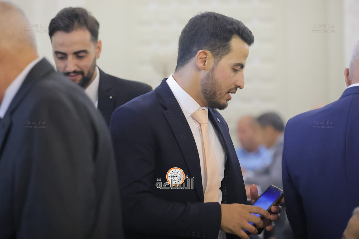 Madar Al-Saa Images 0.2782732635655739