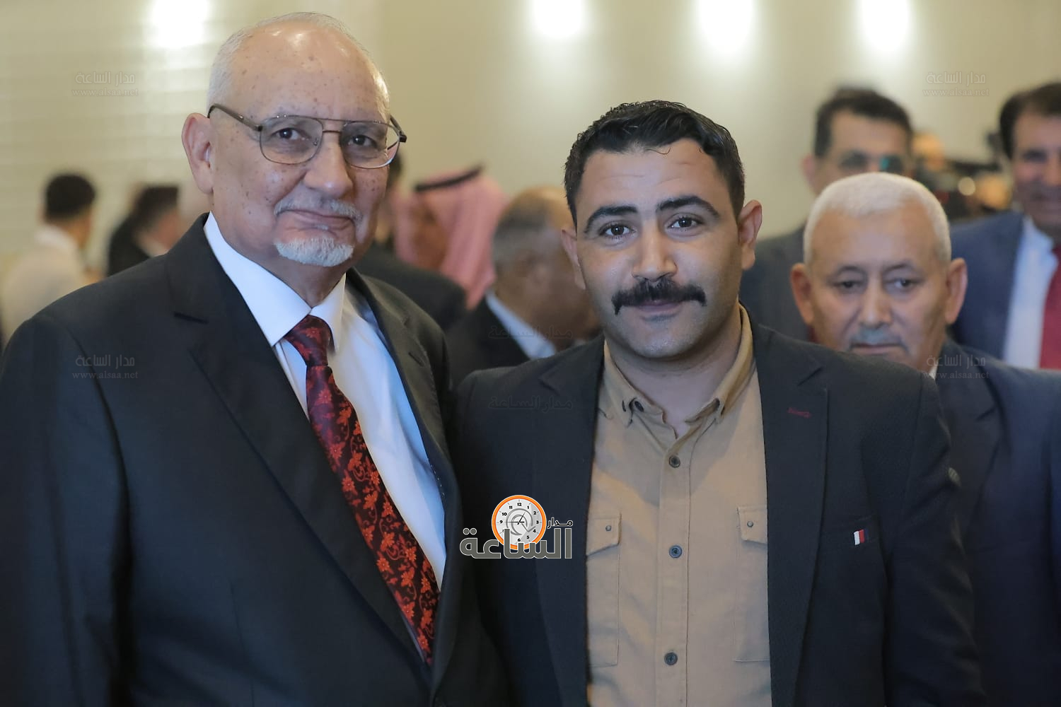 Madar Al-Saa Images 0.0172786147763605