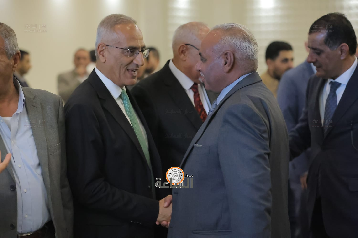 Madar Al-Saa Images 0.7722290247206117