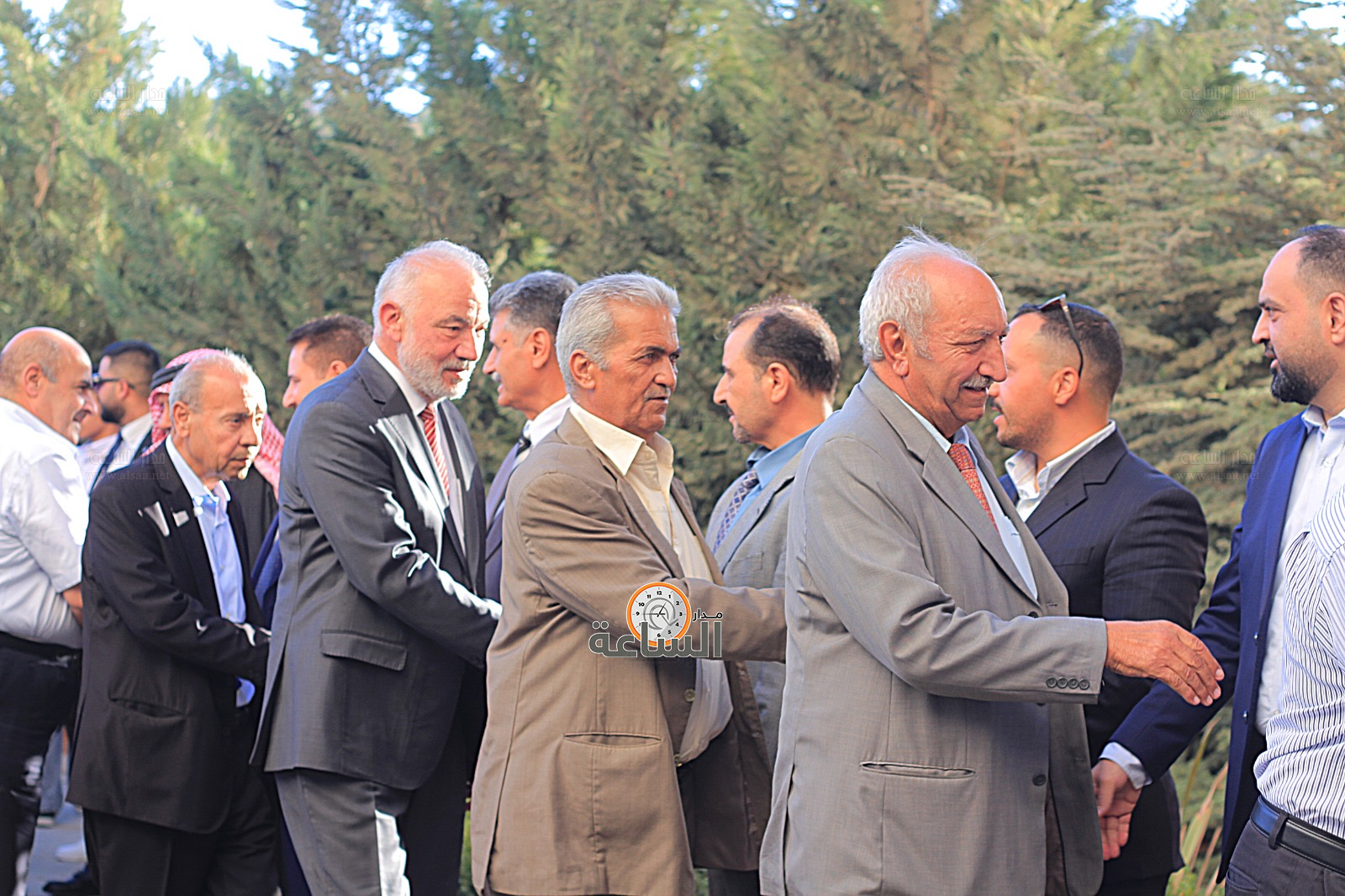 Madar Al-Saa Images 0.04400559356479938