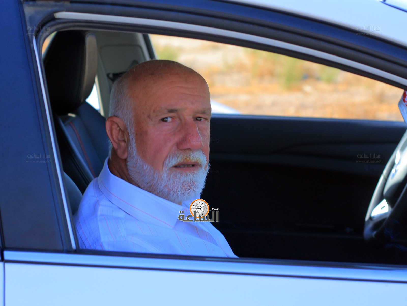 Madar Al-Saa Images 0.8813577119338916