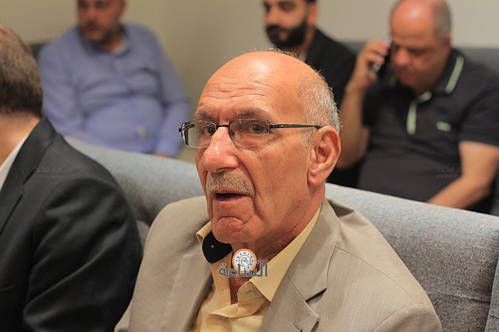 Madar Al-Saa Images 0.4743840821651334