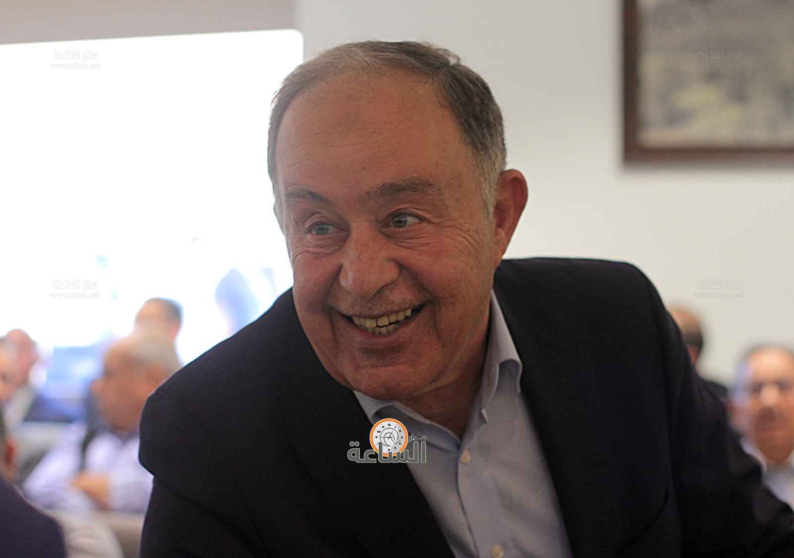 Madar Al-Saa Images 0.5434141472271877