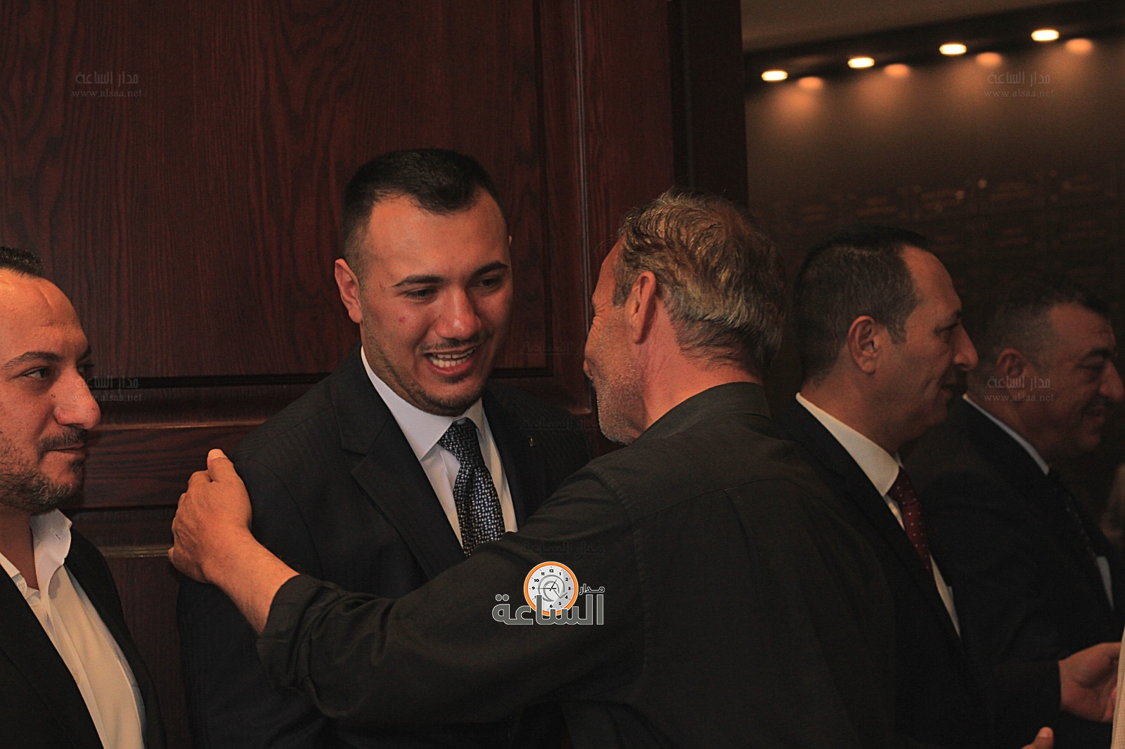 Madar Al-Saa Images 0.4827516357857282