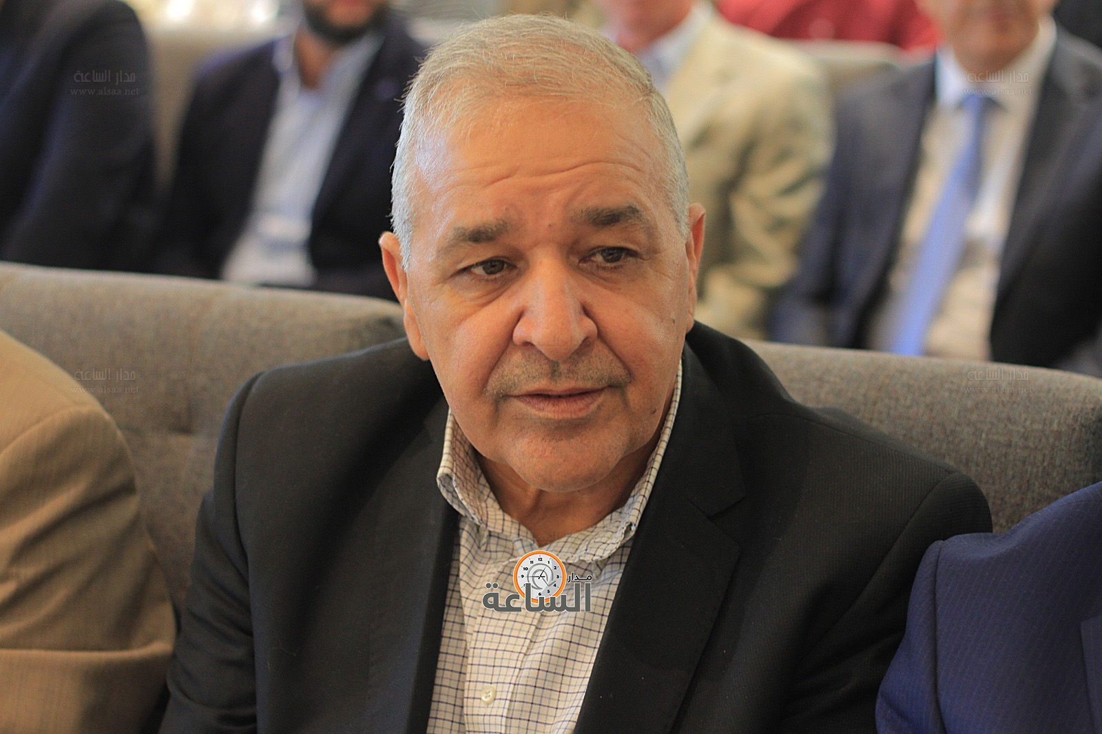 Madar Al-Saa Images 0.482209395571113