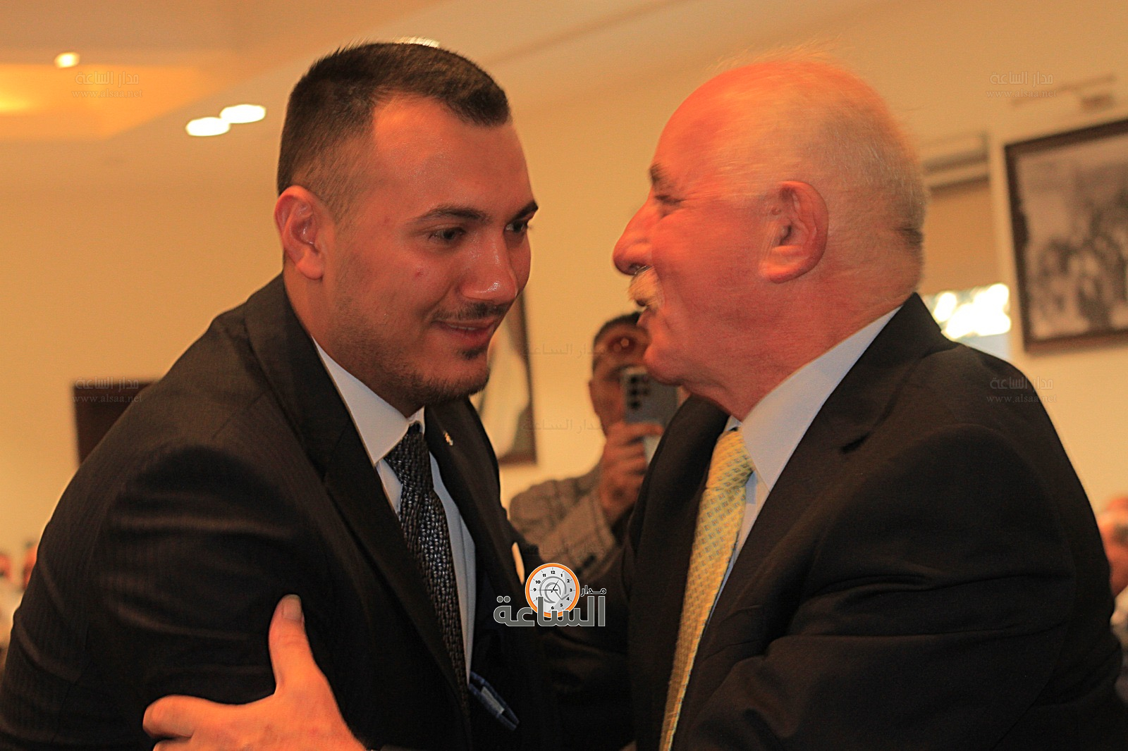 Madar Al-Saa Images 0.38354822272607114