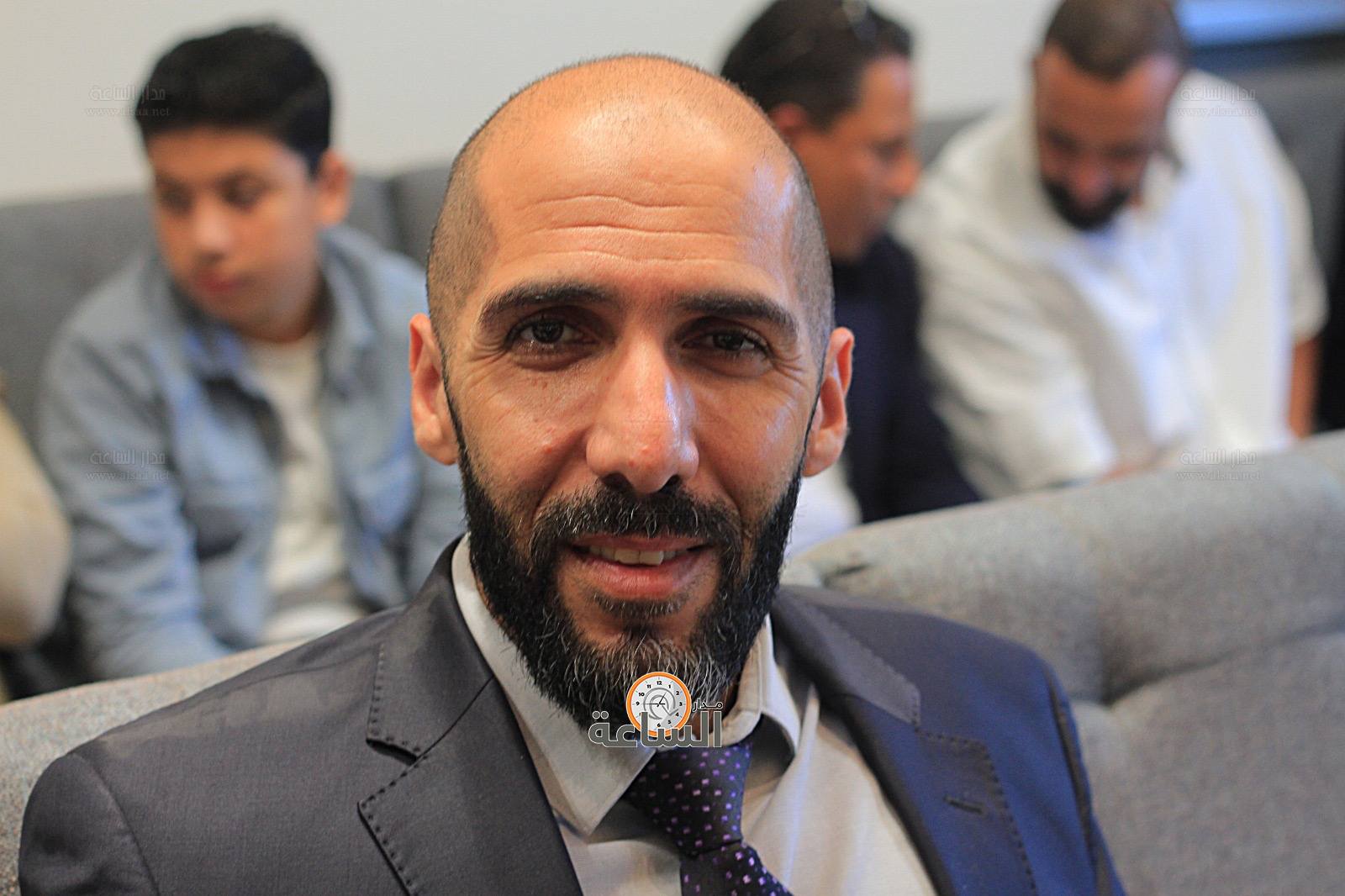 Madar Al-Saa Images 0.08041352599491935