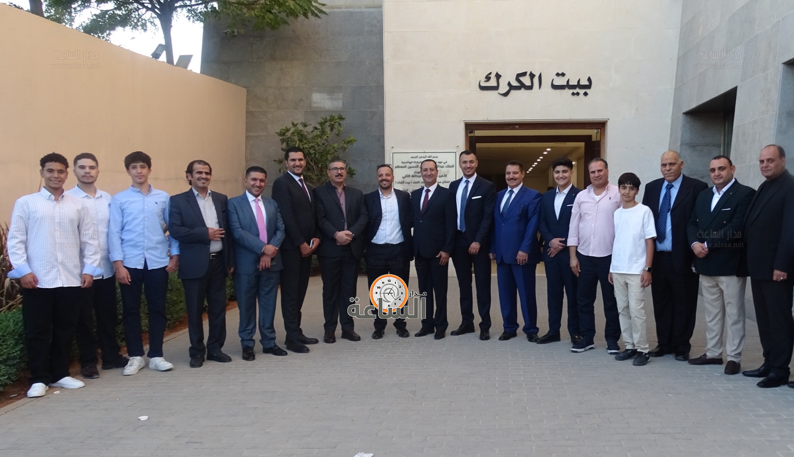 Madar Al-Saa Images 0.7473366870435372