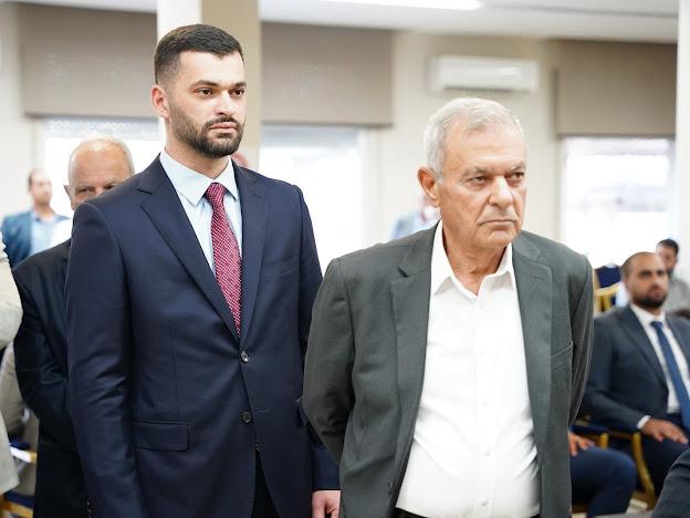 Madar Al-Saa Images 0.4568689299866201