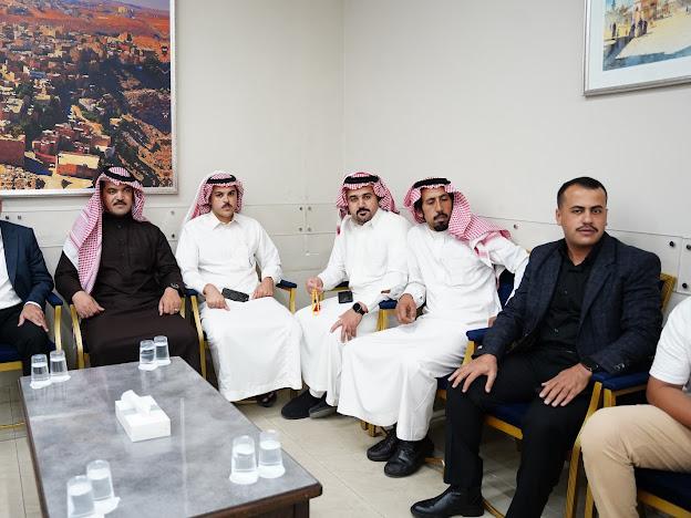 Madar Al-Saa Images 0.5753420048324843