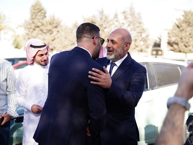 Madar Al-Saa Images 0.4456408307439562