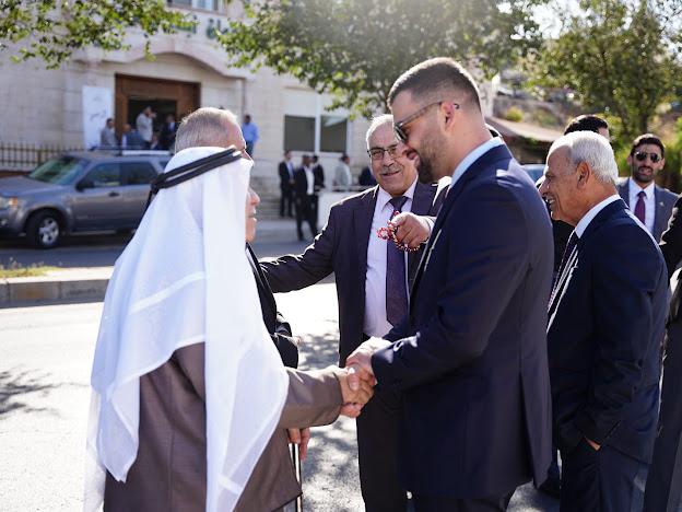 Madar Al-Saa Images 0.25078440248261924