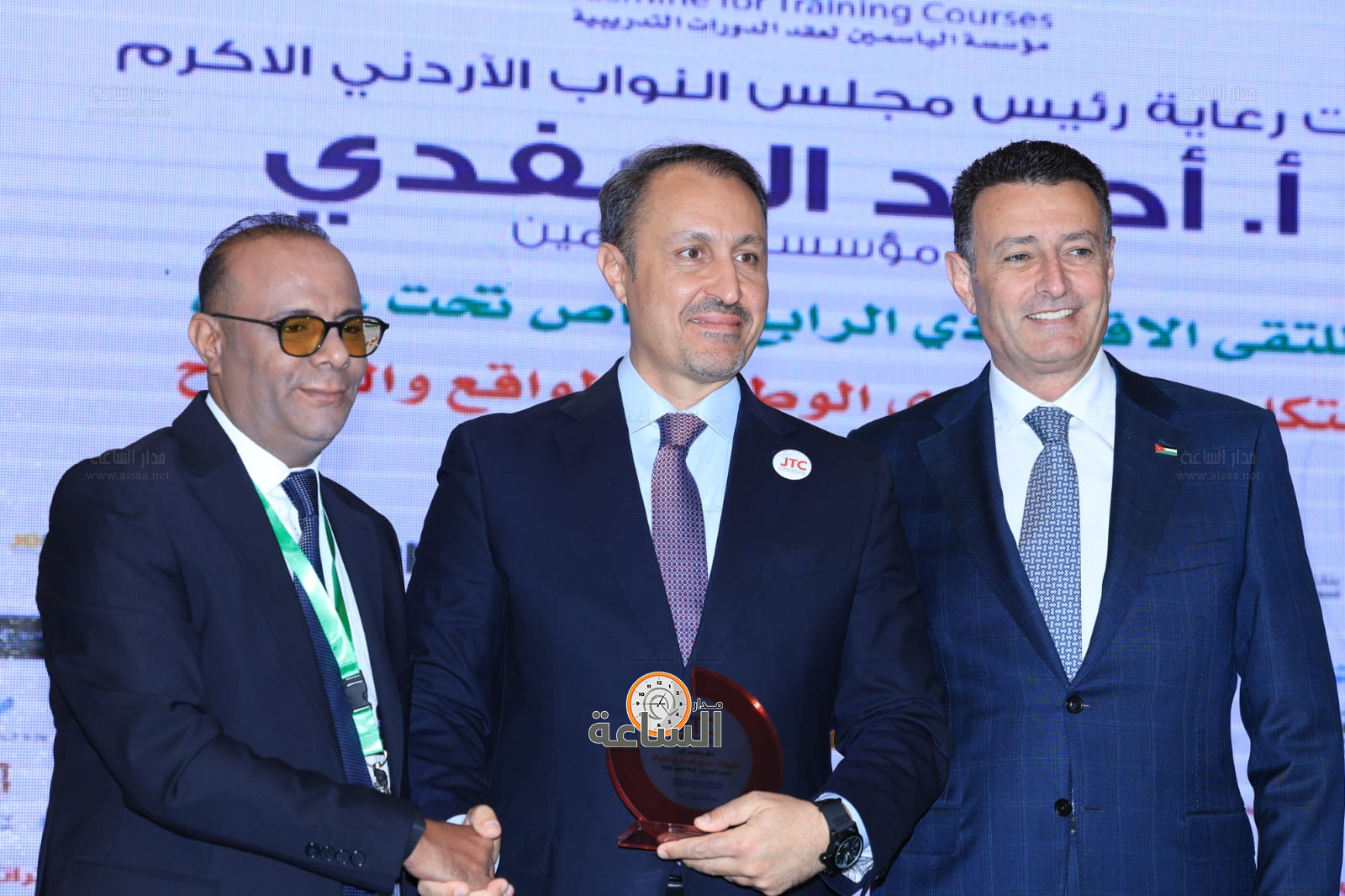 Madar Al-Saa Images 0.26975724271762525