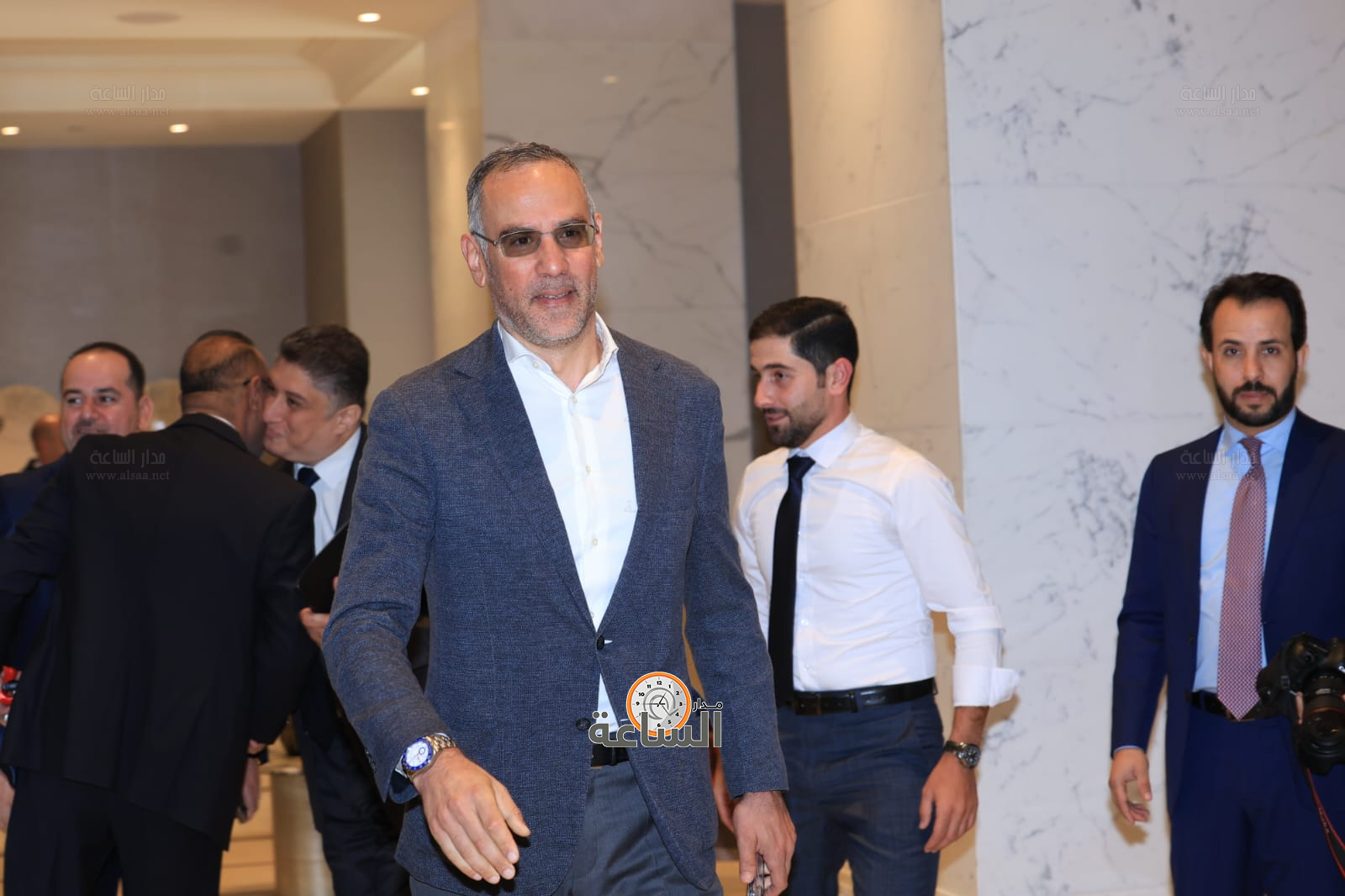 Madar Al-Saa Images 0.883392911397443