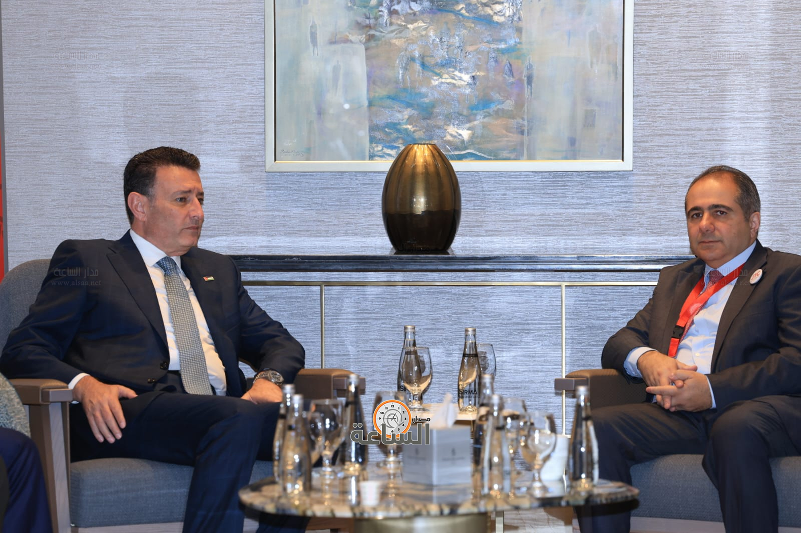 Madar Al-Saa Images 0.9556439283180496