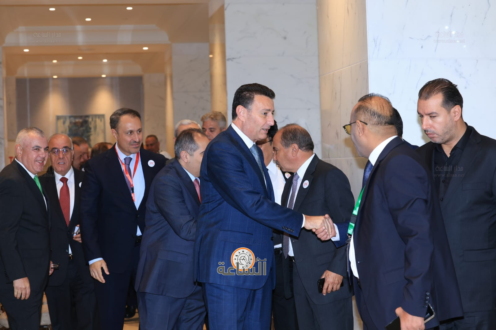 Madar Al-Saa Images 0.7887188370964391