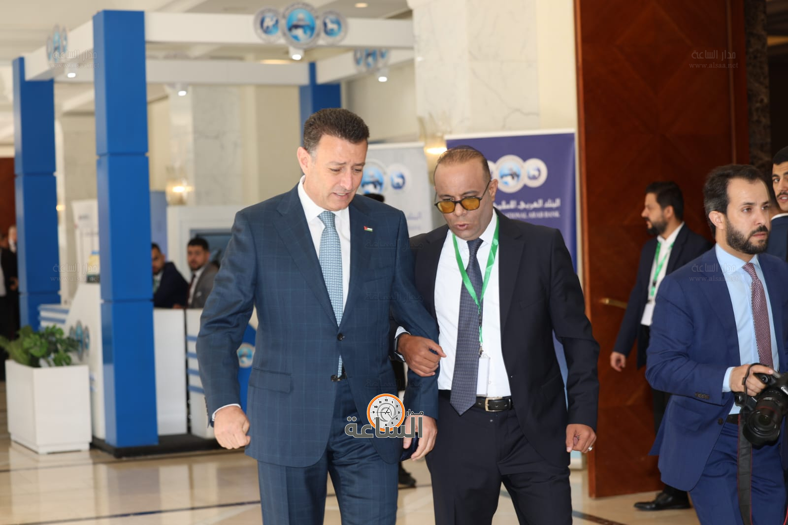 Madar Al-Saa Images 0.7192796085887461