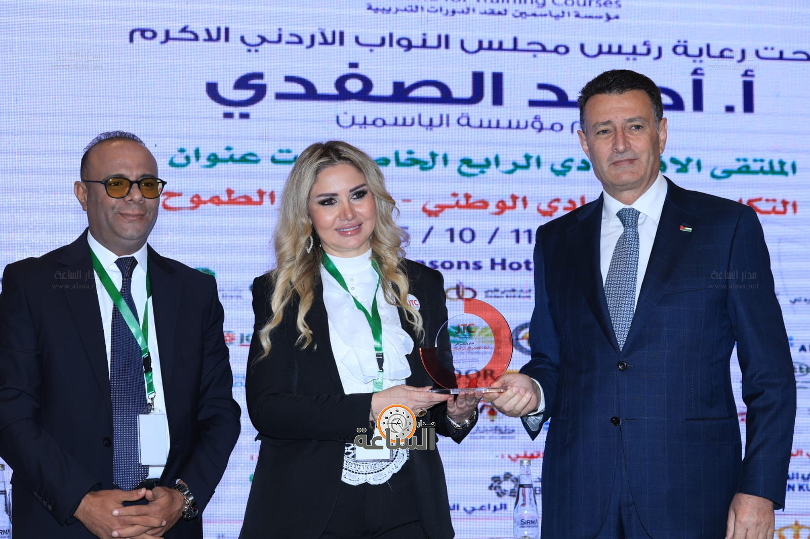 Madar Al-Saa Images 0.7406692175201871