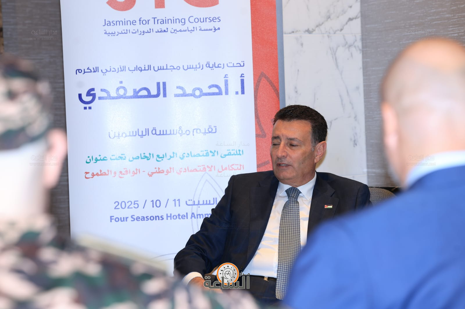 Madar Al-Saa Images 0.35892282446537993