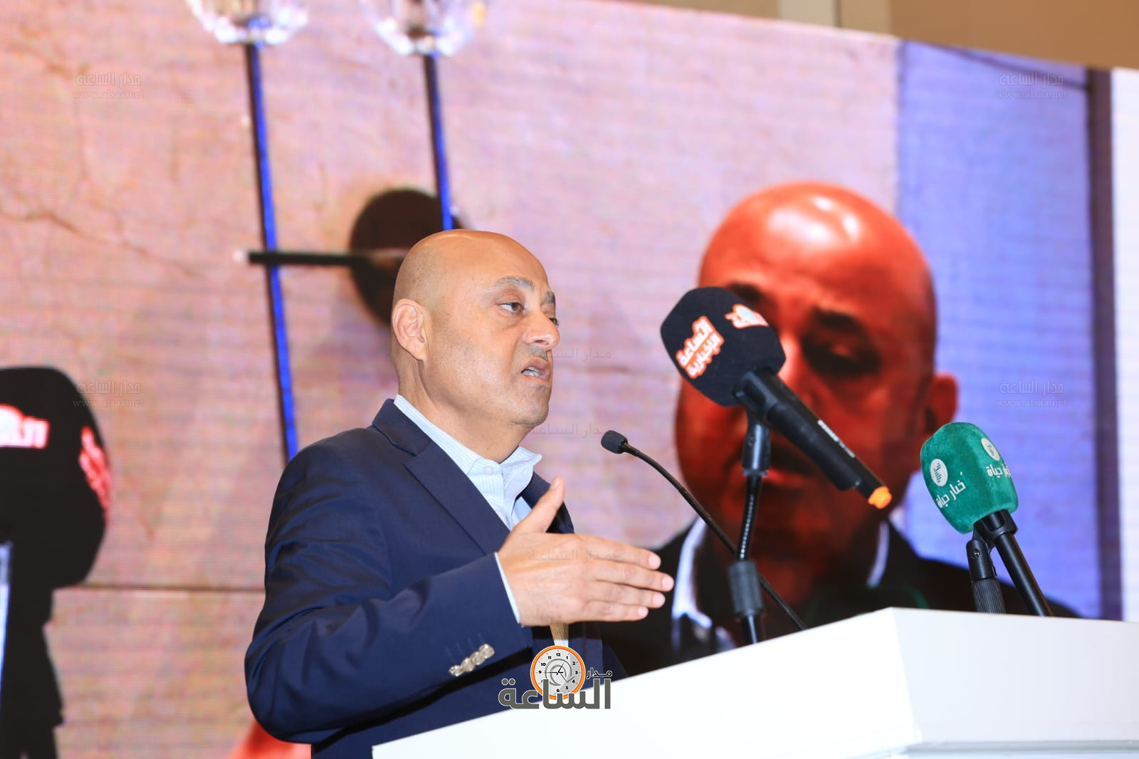 Madar Al-Saa Images 0.008898096946831746