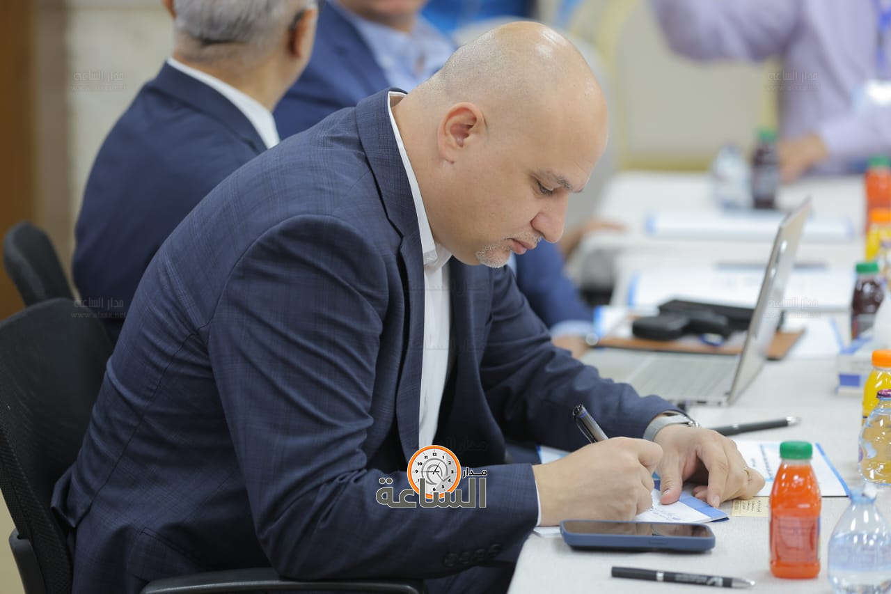 Madar Al-Saa Images 0.570392825030718