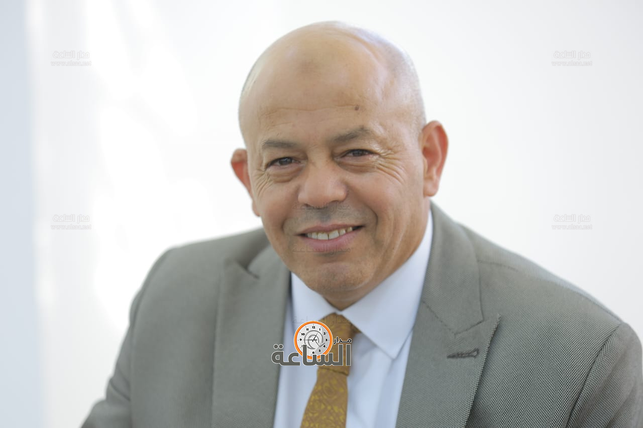 Madar Al-Saa Images 0.24143605205848628