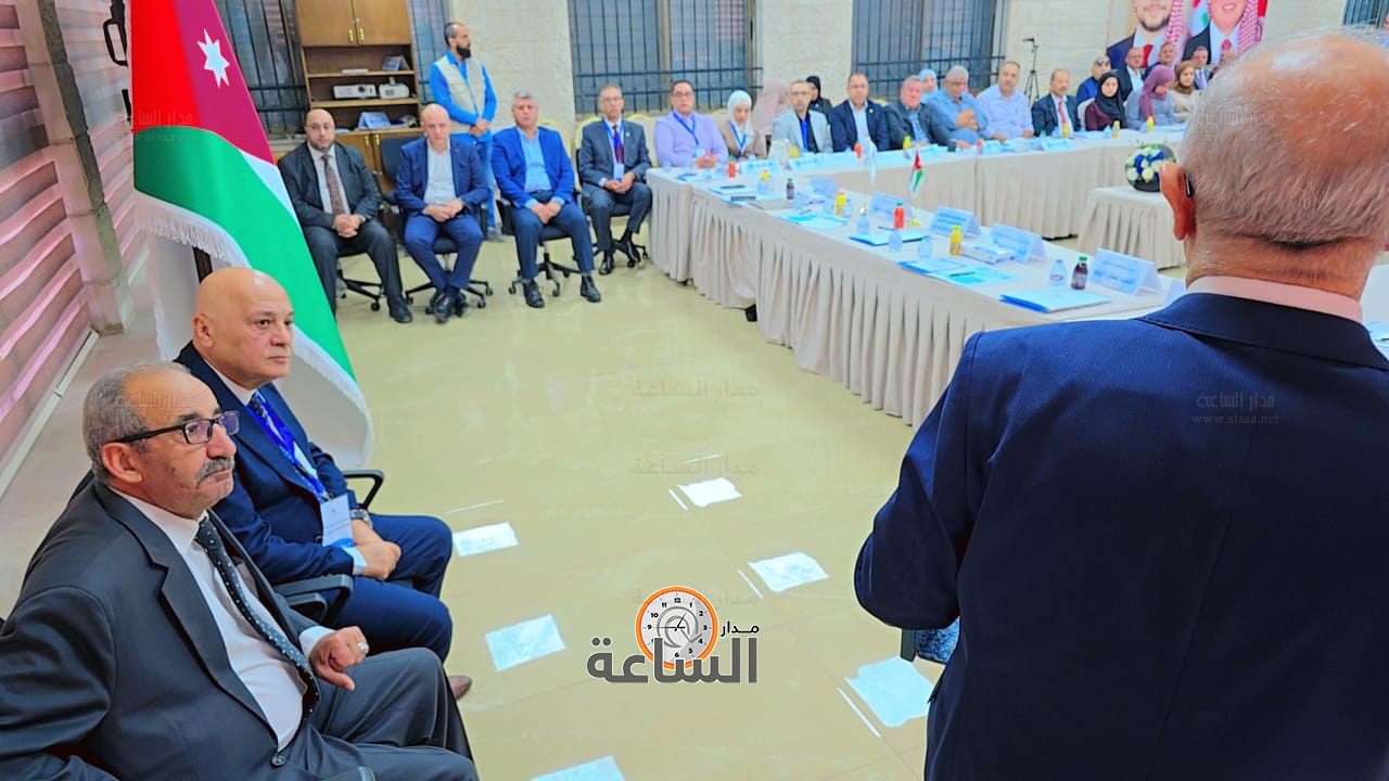 Madar Al-Saa Images 0.899204548815423