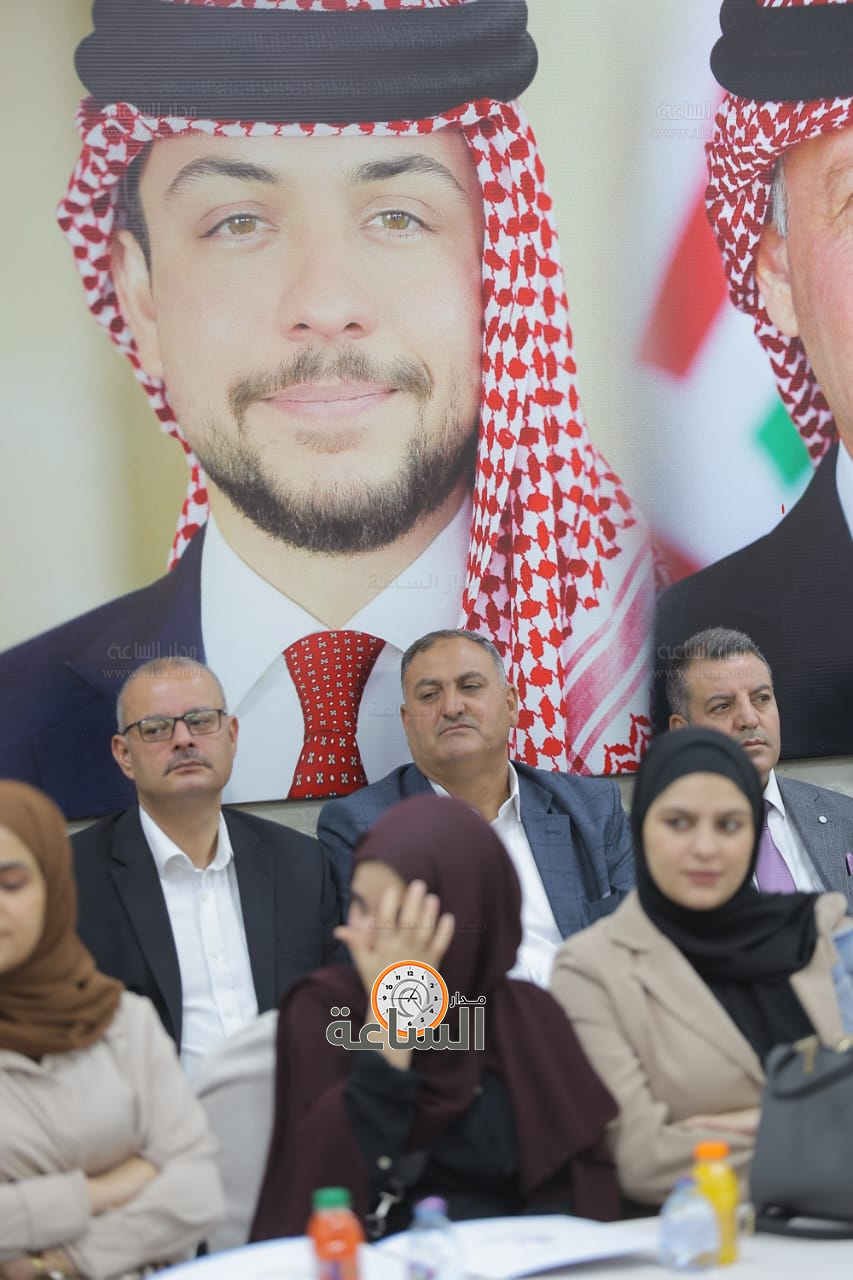 Madar Al-Saa Images 0.35982836262535667